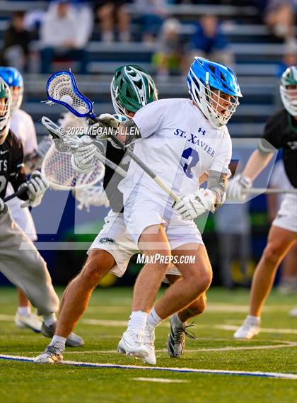 Thumbnail 3 in St. Xavier vs. Mason (OHSAA Division 1 Region 4 Regional Final) photogallery.
