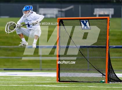 Thumbnail 3 in St. Xavier vs. Mason (OHSAA Division 1 Region 4 Regional Final) photogallery.