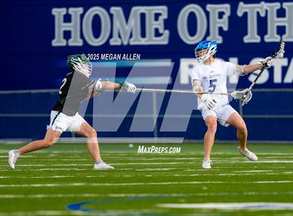 Thumbnail 3 in St. Xavier vs. Mason (OHSAA Division 1 Region 4 Regional Final) photogallery.