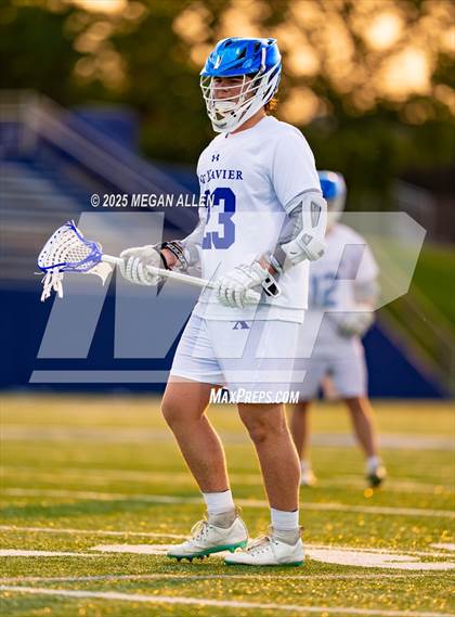 Thumbnail 1 in St. Xavier vs. Mason (OHSAA Division 1 Region 4 Regional Final) photogallery.