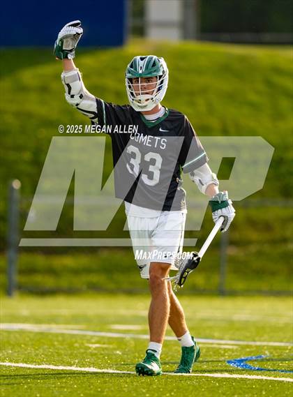 Thumbnail 3 in St. Xavier vs. Mason (OHSAA Division 1 Region 4 Regional Final) photogallery.