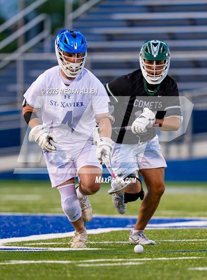 Thumbnail 1 in St. Xavier vs. Mason (OHSAA Division 1 Region 4 Regional Final) photogallery.