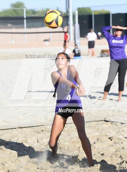 Thumbnail 3 in O'Connor vs. Millennium (AIA DI Pairs Semifinal) photogallery.