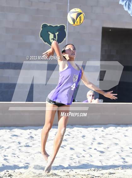 Thumbnail 3 in O'Connor vs. Millennium (AIA DI Pairs Semifinal) photogallery.