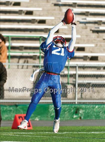 Thumbnail 1 in Mt. Pleasant vs. Exeter-West Greenwich (RIIL Division 4 Final) photogallery.
