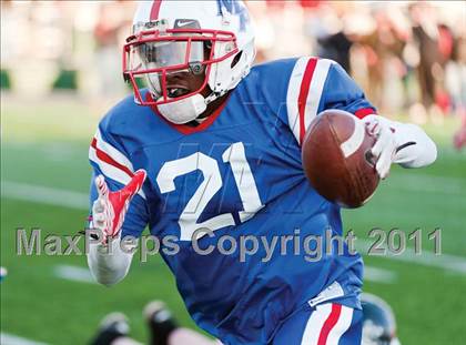 Thumbnail 3 in Mt. Pleasant vs. Exeter-West Greenwich (RIIL Division 4 Final) photogallery.
