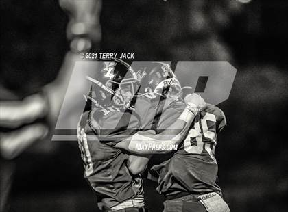 Thumbnail 1 in El Modena @ Yorba Linda photogallery.