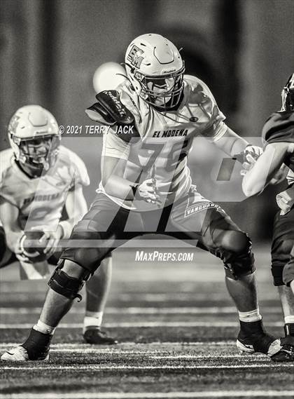 Thumbnail 1 in El Modena @ Yorba Linda photogallery.