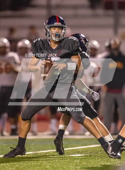 Thumbnail 1 in El Modena @ Yorba Linda photogallery.