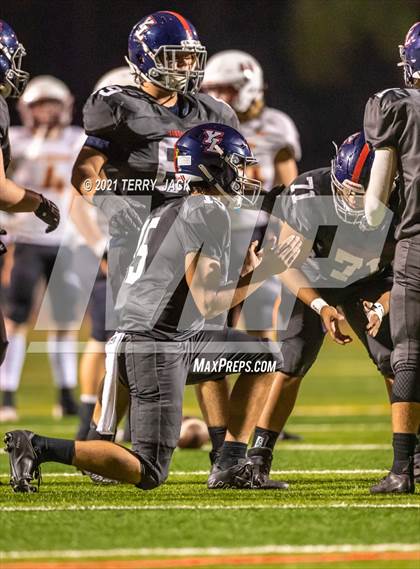 Thumbnail 2 in El Modena @ Yorba Linda photogallery.