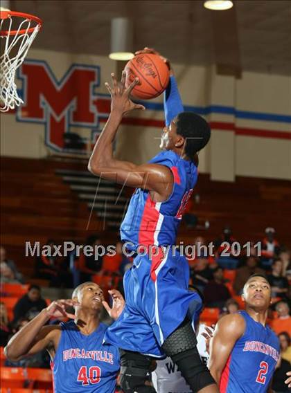 Thumbnail 1 in Warren Central vs. Duncanville (Marshall County Hoopfest) photogallery.
