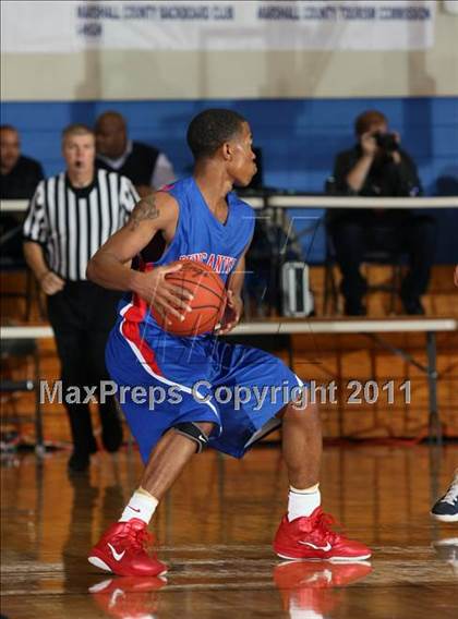 Thumbnail 3 in Warren Central vs. Duncanville (Marshall County Hoopfest) photogallery.