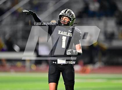 Thumbnail 1 in Shiner vs. Junction (UIL 2A D2 Football Quarterfinal) photogallery.