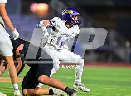 Thumbnail 3 in Shiner vs. Junction (UIL 2A D2 Football Quarterfinal) photogallery.