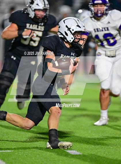 Thumbnail 3 in Shiner vs. Junction (UIL 2A D2 Football Quarterfinal) photogallery.