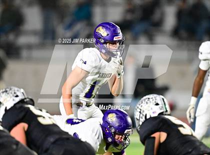 Thumbnail 3 in Shiner vs. Junction (UIL 2A D2 Football Quarterfinal) photogallery.