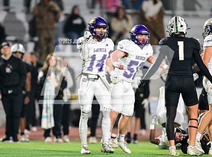 Thumbnail 2 in Shiner vs. Junction (UIL 2A D2 Football Quarterfinal) photogallery.