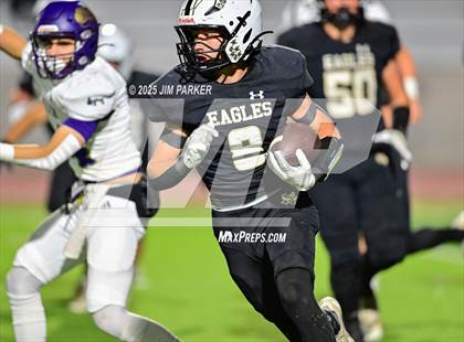 Thumbnail 2 in Shiner vs. Junction (UIL 2A D2 Football Quarterfinal) photogallery.