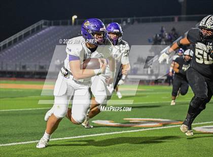 Thumbnail 1 in Shiner vs. Junction (UIL 2A D2 Football Quarterfinal) photogallery.