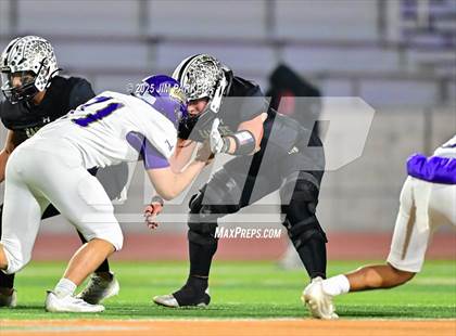 Thumbnail 2 in Shiner vs. Junction (UIL 2A D2 Football Quarterfinal) photogallery.
