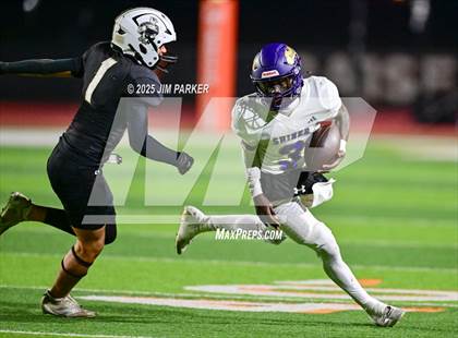 Thumbnail 3 in Shiner vs. Junction (UIL 2A D2 Football Quarterfinal) photogallery.