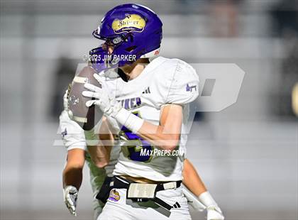 Thumbnail 1 in Shiner vs. Junction (UIL 2A D2 Football Quarterfinal) photogallery.