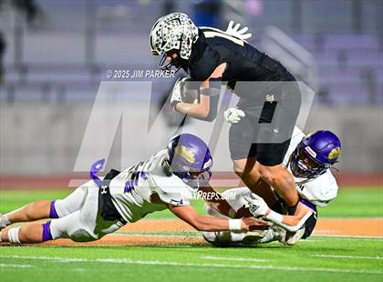Thumbnail 1 in Shiner vs. Junction (UIL 2A D2 Football Quarterfinal) photogallery.