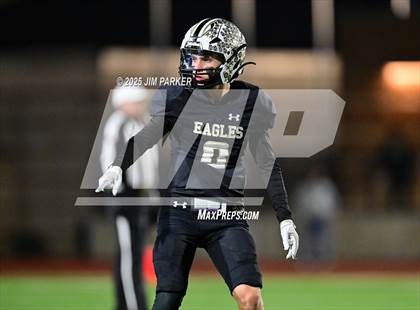 Thumbnail 3 in Shiner vs. Junction (UIL 2A D2 Football Quarterfinal) photogallery.