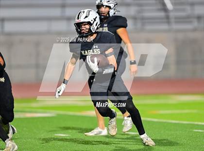 Thumbnail 2 in Shiner vs. Junction (UIL 2A D2 Football Quarterfinal) photogallery.