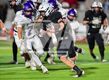 Thumbnail 1 in Shiner vs. Junction (UIL 2A D2 Football Quarterfinal) photogallery.