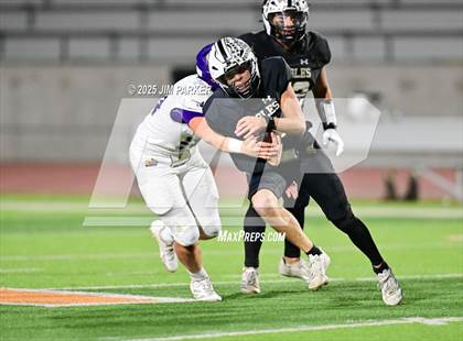 Thumbnail 1 in Shiner vs. Junction (UIL 2A D2 Football Quarterfinal) photogallery.