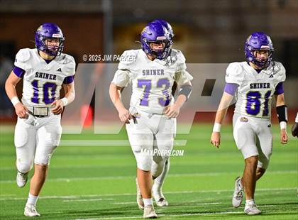 Thumbnail 2 in Shiner vs. Junction (UIL 2A D2 Football Quarterfinal) photogallery.