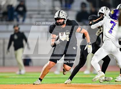 Thumbnail 1 in Shiner vs. Junction (UIL 2A D2 Football Quarterfinal) photogallery.