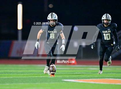 Thumbnail 1 in Shiner vs. Junction (UIL 2A D2 Football Quarterfinal) photogallery.