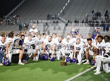 Thumbnail 3 in Shiner vs. Junction (UIL 2A D2 Football Quarterfinal) photogallery.