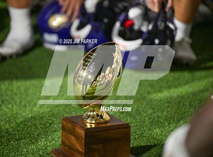 Thumbnail 1 in Shiner vs. Junction (UIL 2A D2 Football Quarterfinal) photogallery.