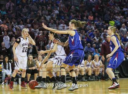 Thumbnail 3 in Idalia vs. Briggsdale (CHSAA 1A Final) photogallery.