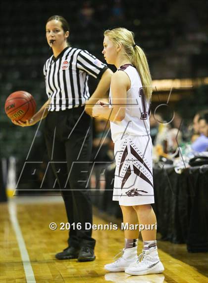 Thumbnail 3 in Idalia vs. Briggsdale (CHSAA 1A Final) photogallery.
