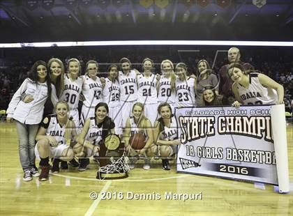 Thumbnail 3 in Idalia vs. Briggsdale (CHSAA 1A Final) photogallery.