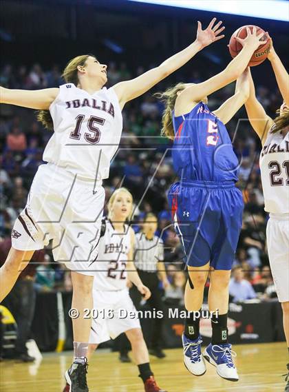Thumbnail 2 in Idalia vs. Briggsdale (CHSAA 1A Final) photogallery.