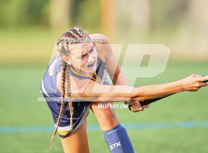 Thumbnail 3 in Port Washington vs Massapequa photogallery.