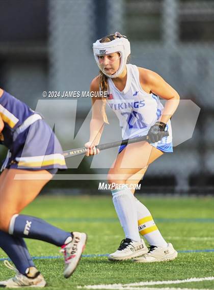 Thumbnail 1 in Port Washington vs Massapequa photogallery.