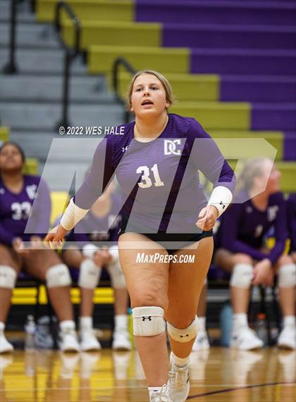 Thumbnail 2 in Arlington @ DeSoto Central photogallery.