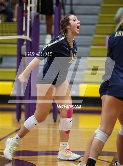 Thumbnail 2 in Arlington @ DeSoto Central photogallery.