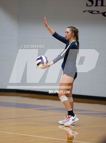 Thumbnail 2 in Arlington @ DeSoto Central photogallery.