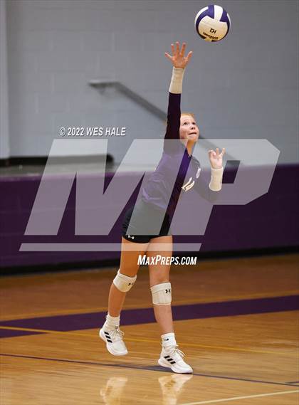 Thumbnail 2 in Arlington @ DeSoto Central photogallery.