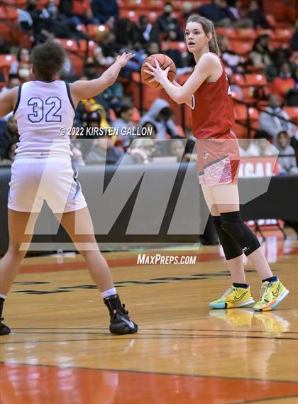 Thumbnail 2 in Braswell vs. Bell (Texas UIL 6A Regional Semifinal Playoff) photogallery.
