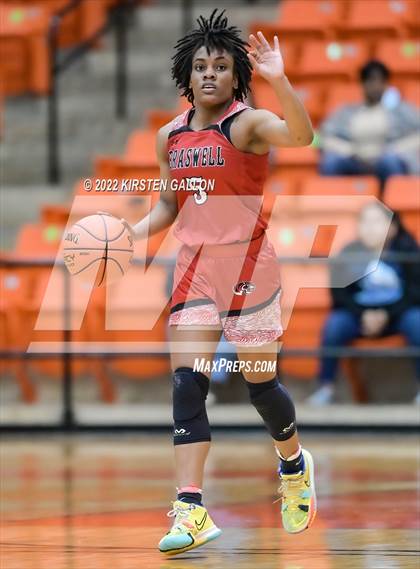 Thumbnail 3 in Braswell vs. Bell (Texas UIL 6A Regional Semifinal Playoff) photogallery.