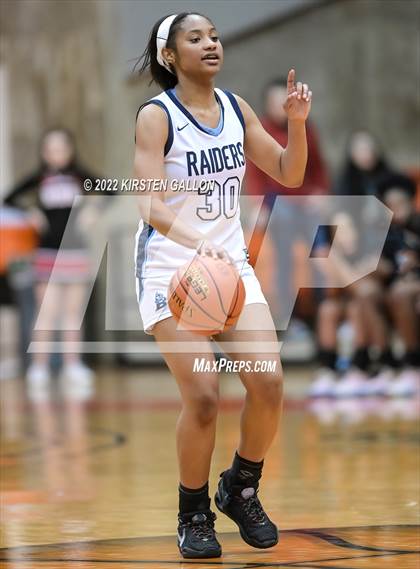 Thumbnail 3 in Braswell vs. Bell (Texas UIL 6A Regional Semifinal Playoff) photogallery.