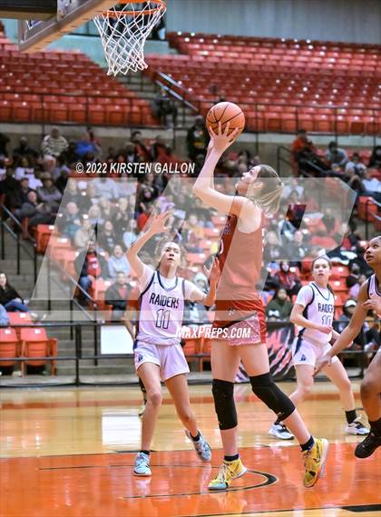 Thumbnail 1 in Braswell vs. Bell (Texas UIL 6A Regional Semifinal Playoff) photogallery.
